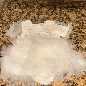 Tutu de monde White Ruffled Baby Dress